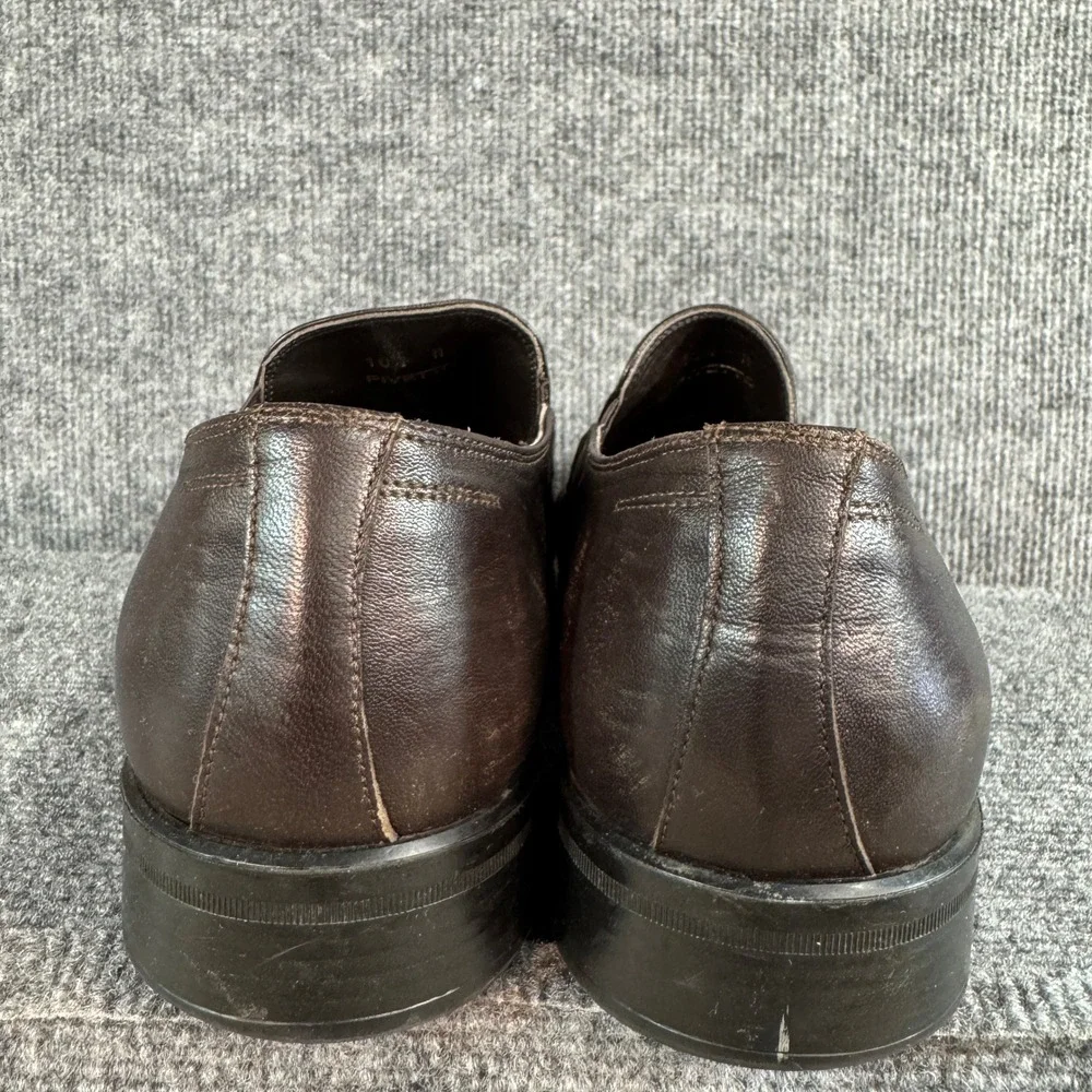 Bruno Magli detail lined
